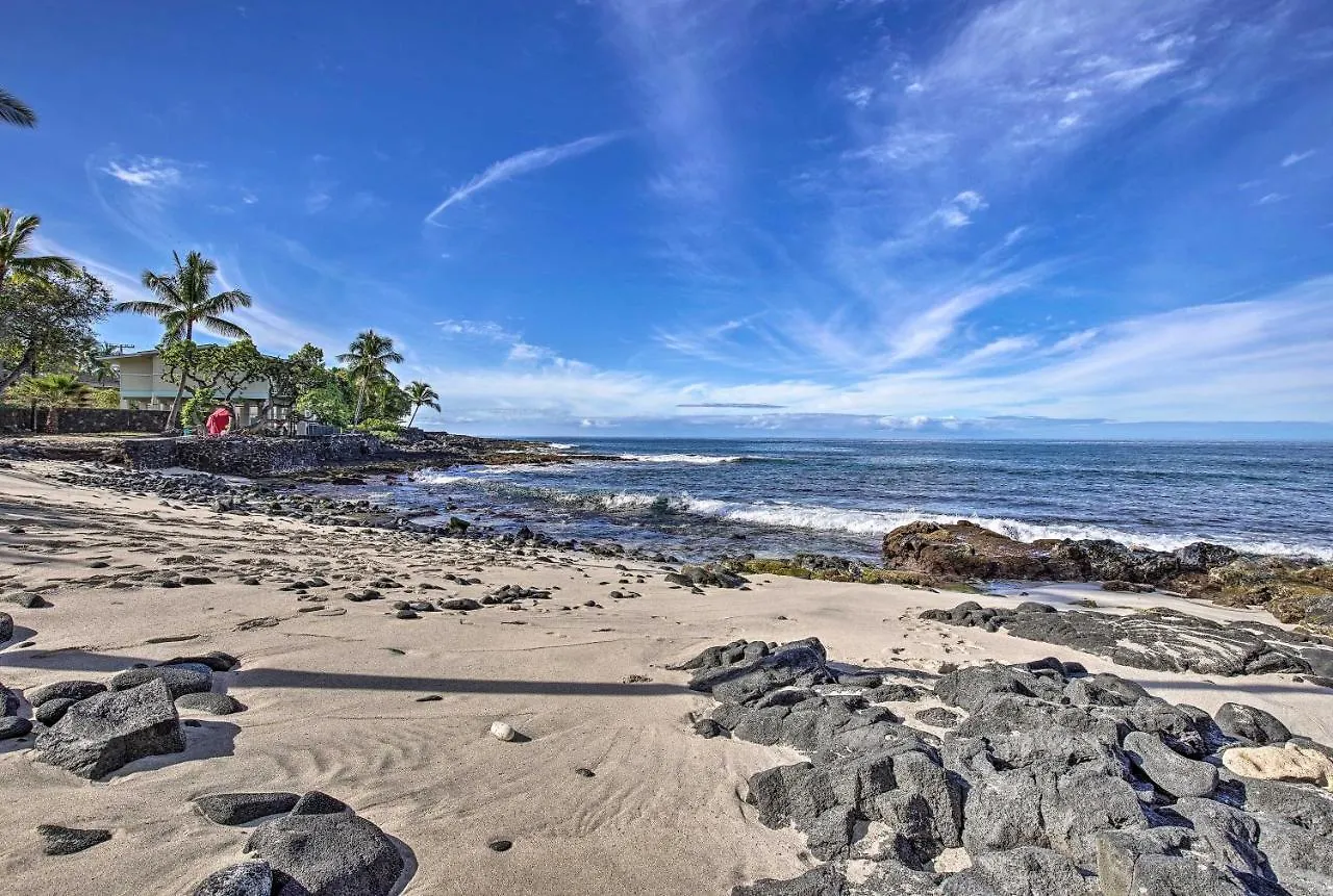 Oceanfront Kona Home With Beach Access And Views! Kailua-Kona
